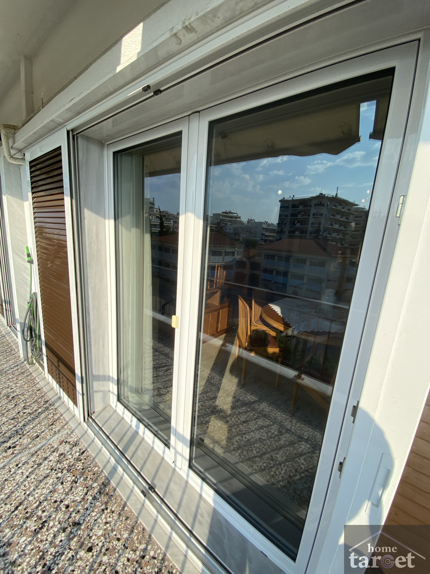 2618
